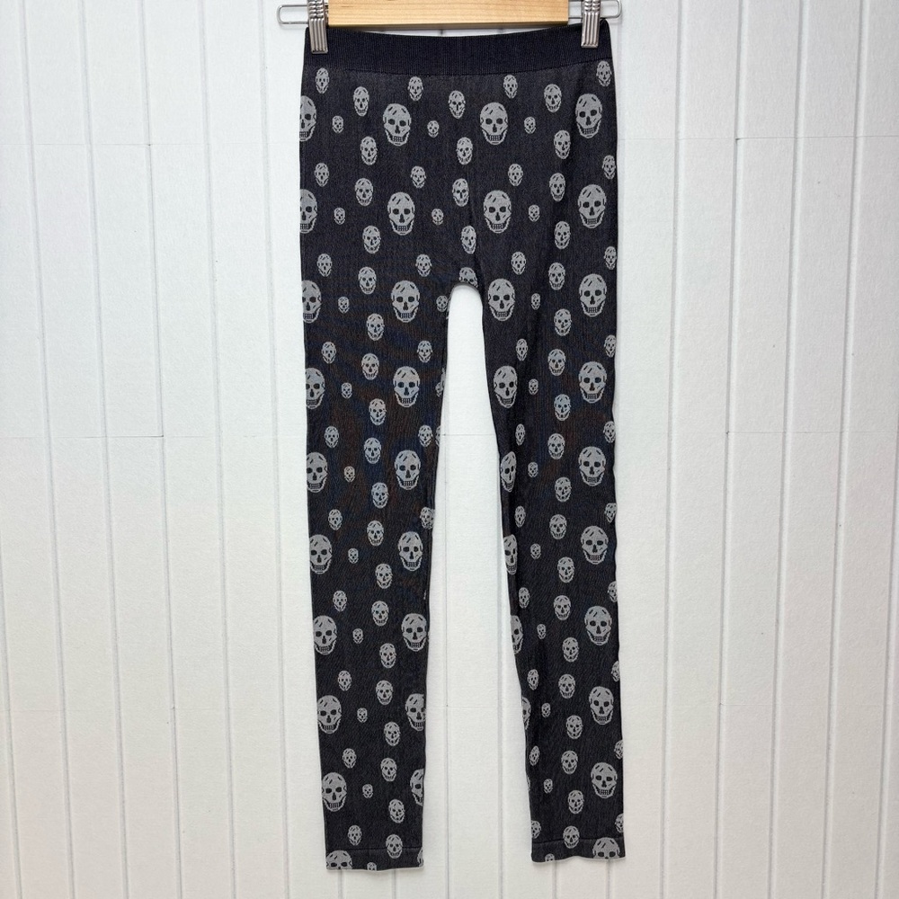 Poof! Black and Gray Skull‎ Leggings Size S/M